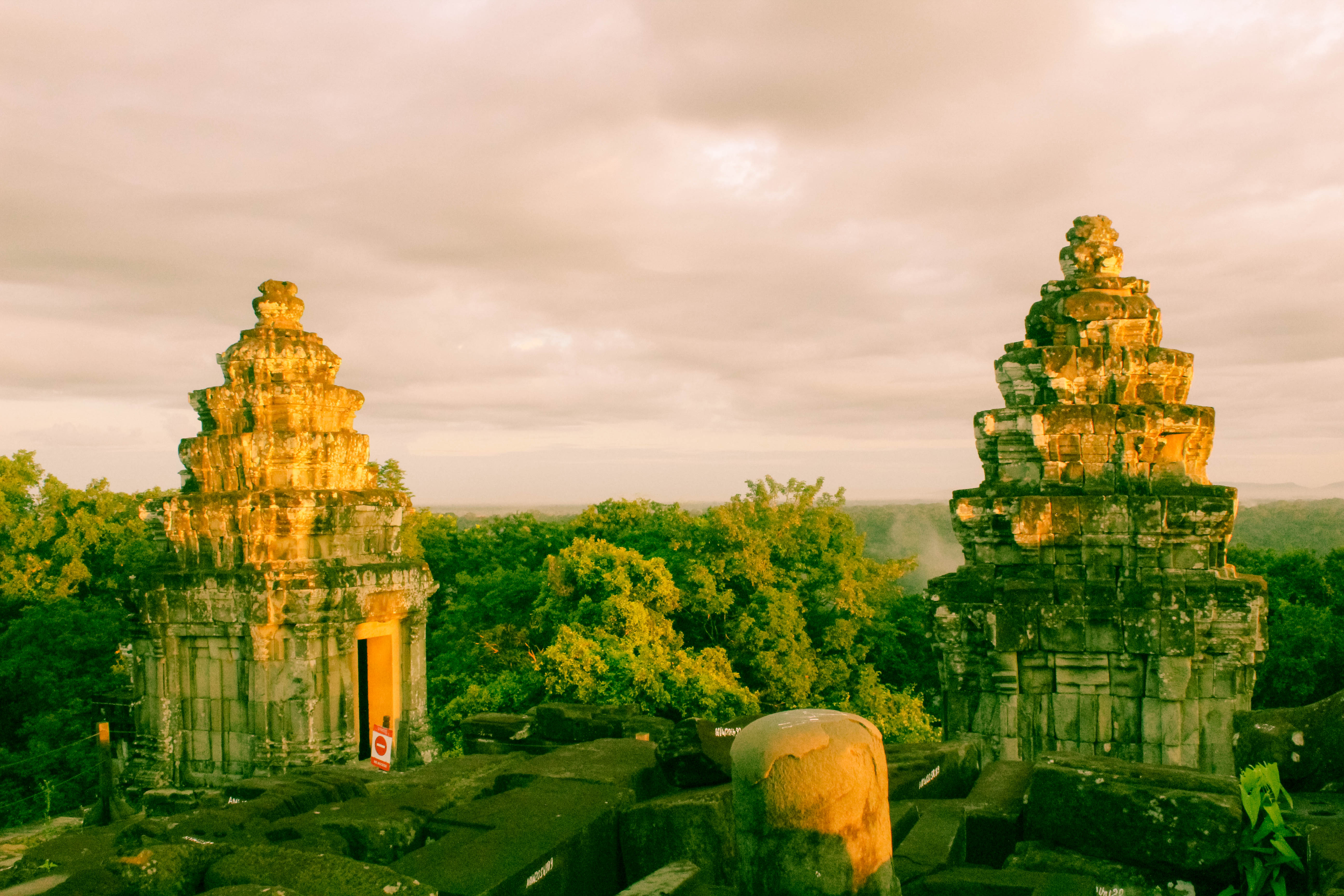 temples-rising-angkor-wat-cambodia